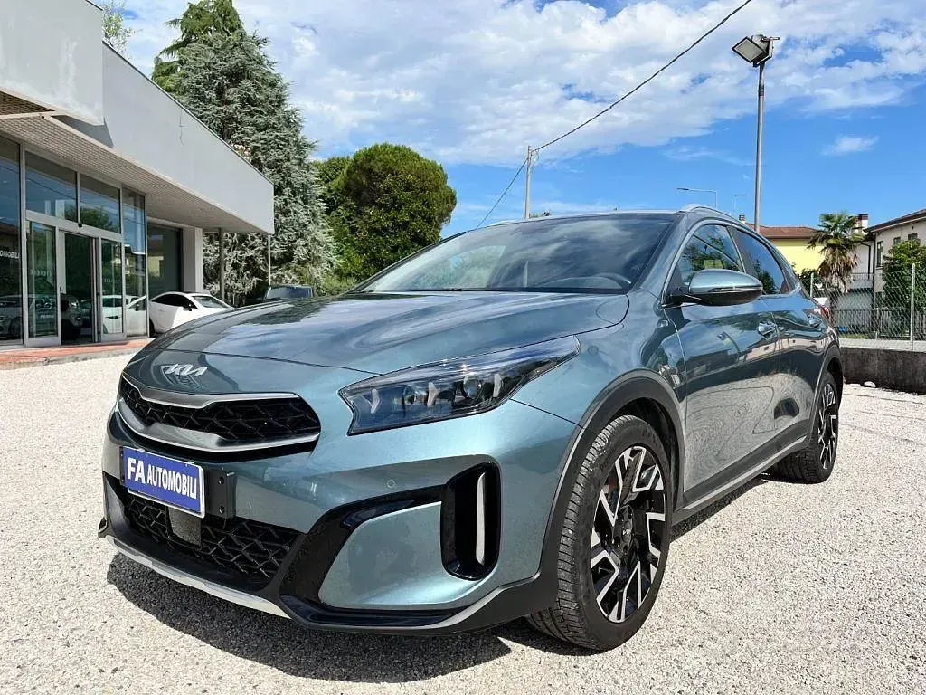 Usata Kia XCeed Style 160 CV (117 kW) 2023 Grigio SUV