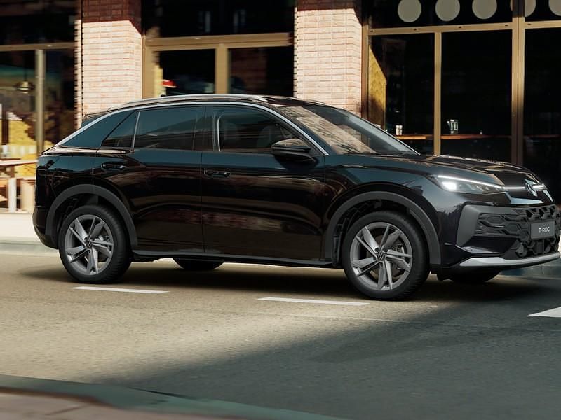 Nuova VW T-Roc Style 150 CV (110 kW) 2026 Grenadill black metallizzato SUV