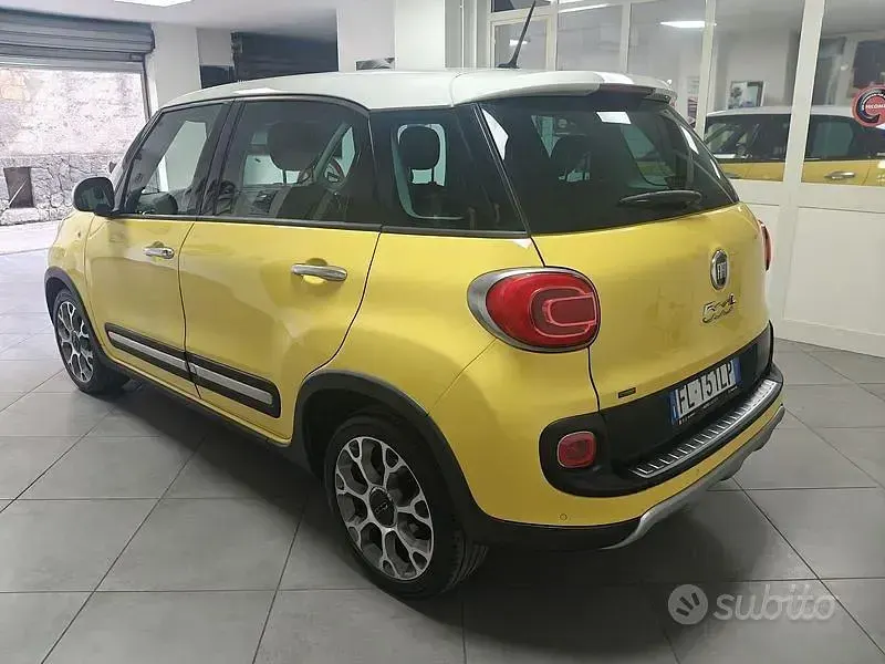 Usata Fiat 500L Trekking 120 CV (88 kW) 2016 Giallo Monovolume