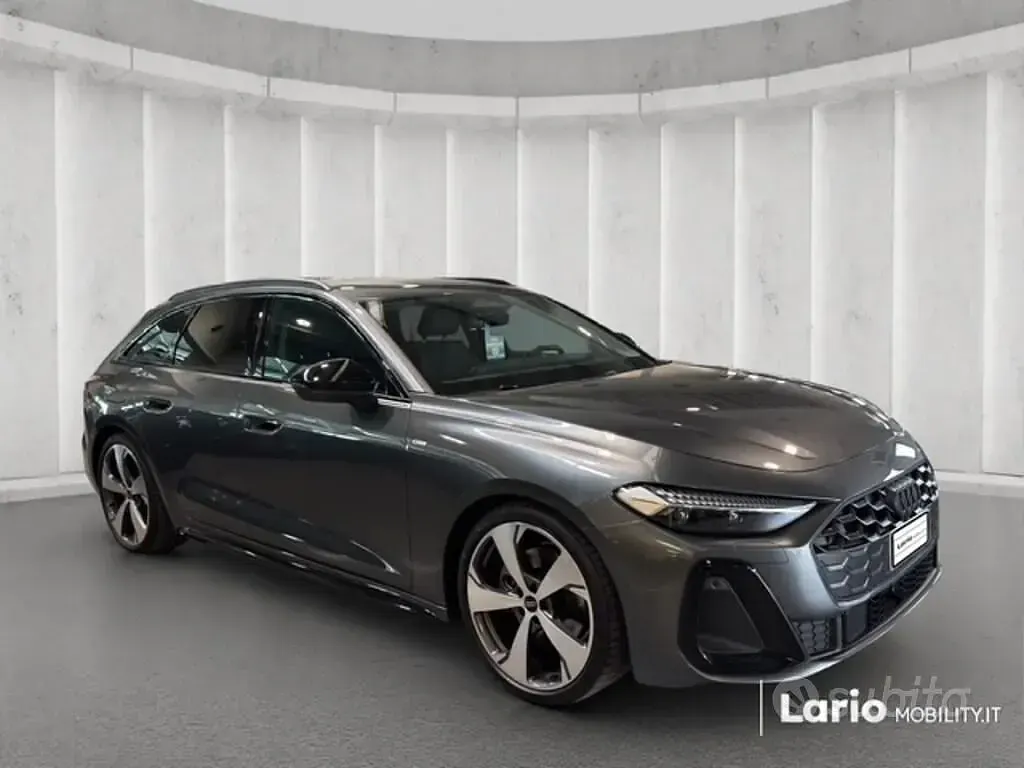 Usata Audi A5 S-Line 204 CV (150 kW) 2025 Grigio medio Station wagon