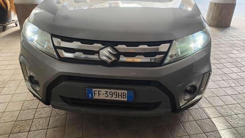 Usata Suzuki Vitara 120 CV (88 kW) 2016 Grigio SUV
