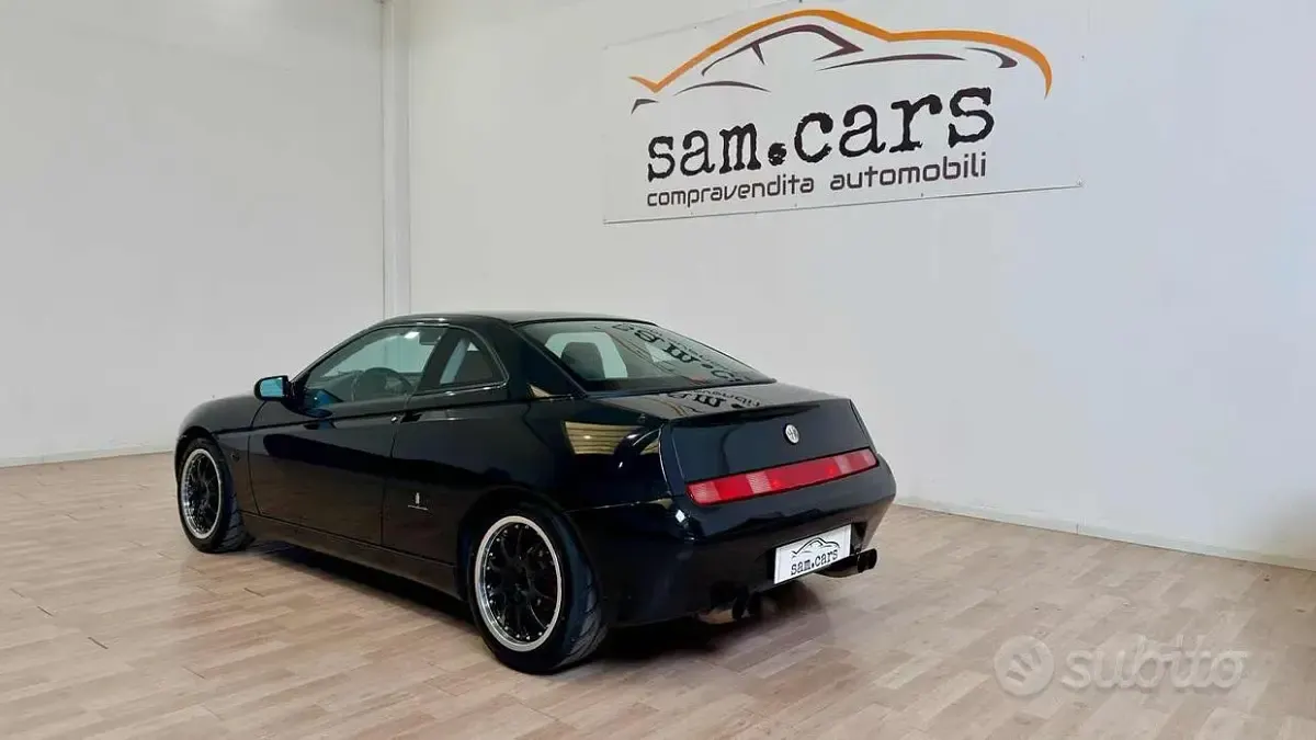 Usata Alfa Romeo GTV 218 CV (160 kW) 2001 Nero Coupé