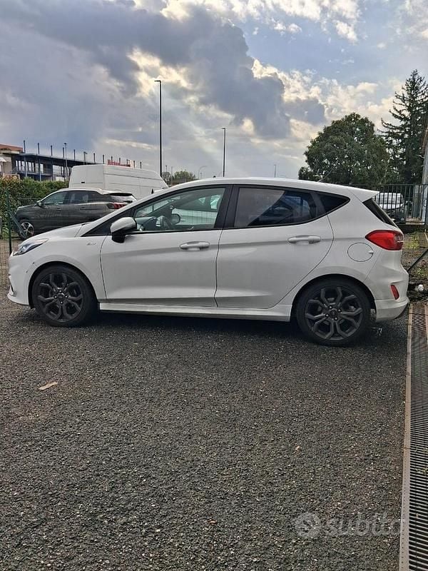 Usata Ford Fiesta 2019 Bianco Utilitaria