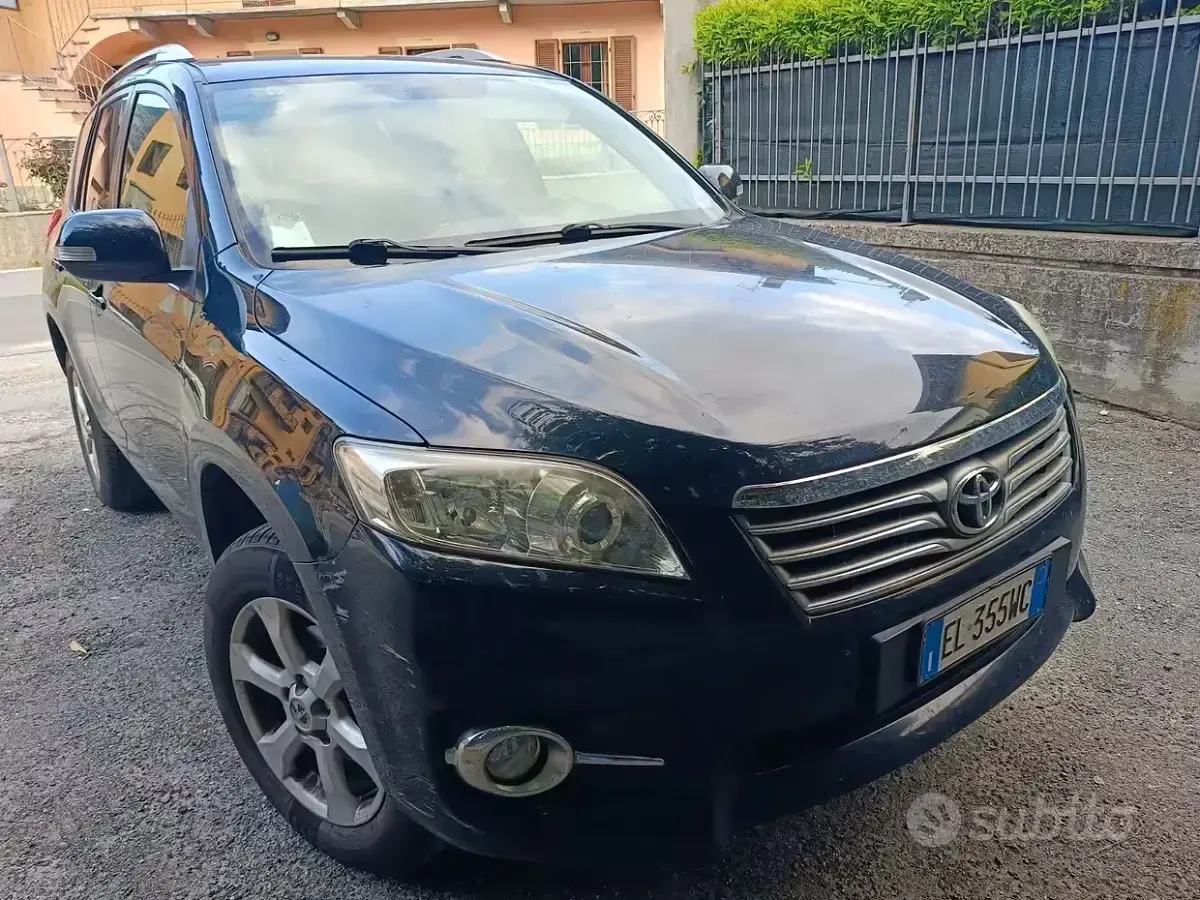 Gebraucht Toyota RAV4 150 PS (110 kW) 2012 Schwarz SUV