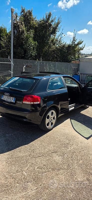 Nero Usata 2007 Audi A3 Coupé | 3500 € - Immagine 1/4