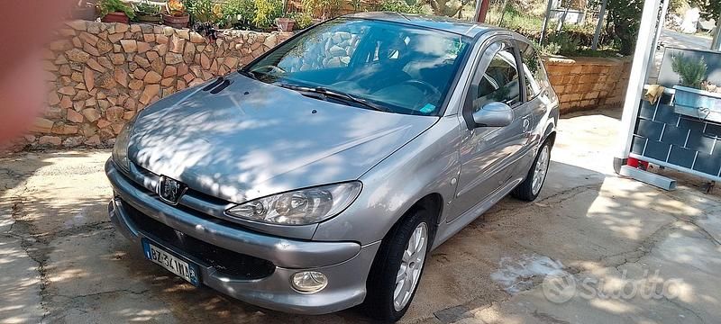 Usata Peugeot 206 2002 Grigio Berlina