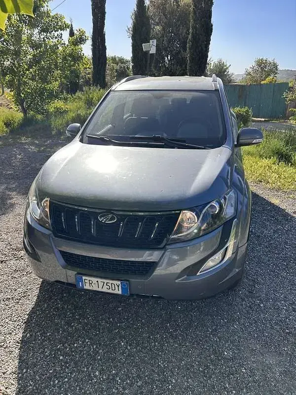 Usata Mahindra XUV500 140 CV (102 kW) 2018 SUV