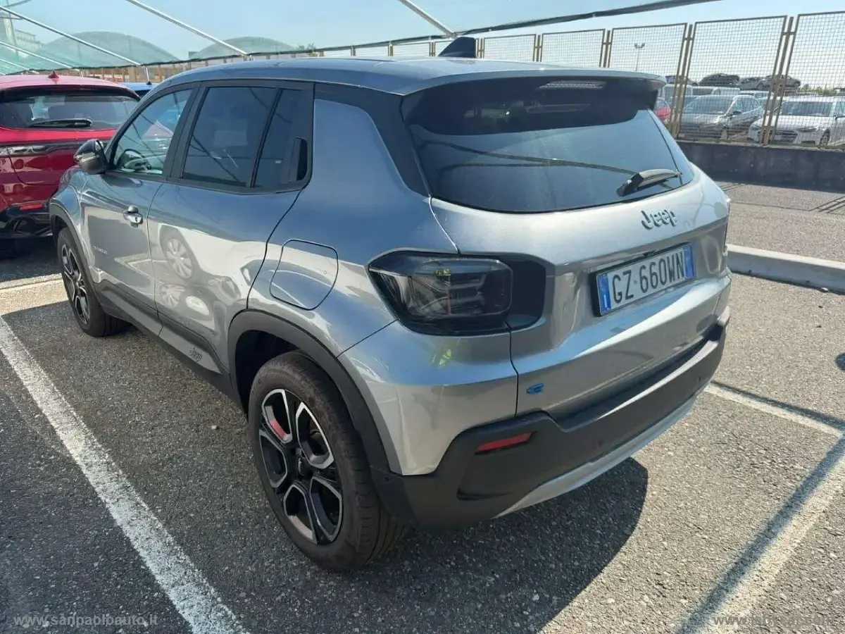 Usata Jeep Avenger EV Summit 114 kW (156 CV) 2025 Grigio SUV