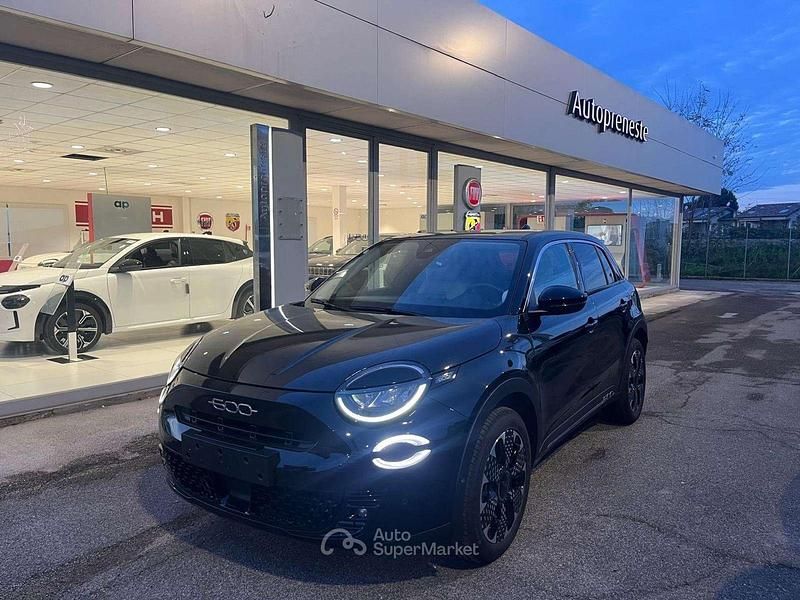 Usata Fiat 600 La Prima 101 CV (74 kW) 2025 Nero SUV