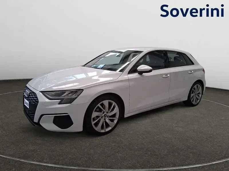 Usata Audi A3 Sportback Advanced 150 CV (110 kW) 2022 Utilitaria