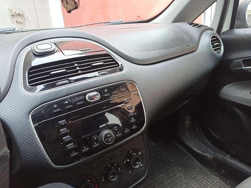 Usata Fiat Punto Evo Dynamic 65 CV (47 kW) 2010 Utilitaria