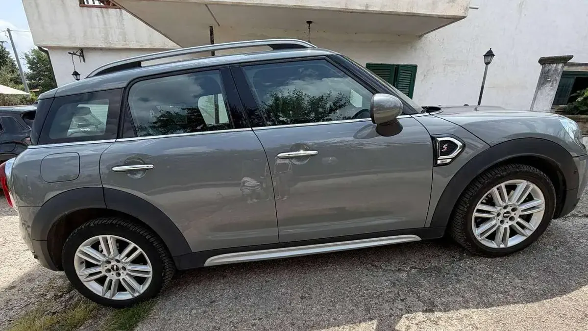Usata Mini Cooper SD Countryman 143 CV (105 kW) 2017 Grigio SUV