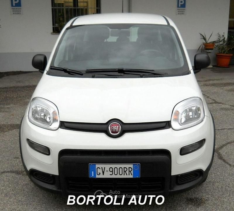 Usata Fiat Panda 70 CV (51 kW) 2024 Bianco Utilitaria