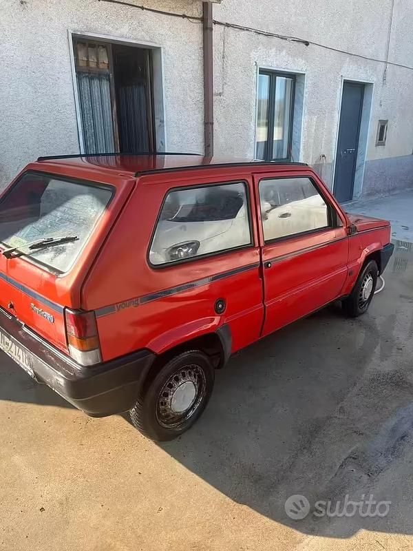 Usata Fiat Panda 34 CV (25 kW) 1989 Rosso Berlina