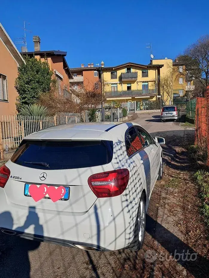 Usata Mercedes A200 136 CV (100 kW) 2015 Bianco Utilitaria