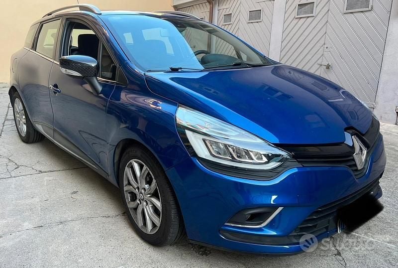 Usata Renault Clio GrandTour Zen 90 CV (66 kW) 2019 Blu Station wagon