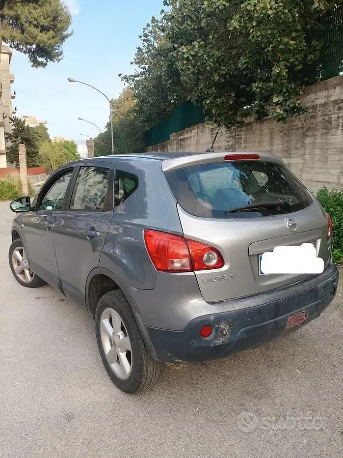 Usata Nissan Qashqai 140 CV (102 kW) 2009 Grigio SUV