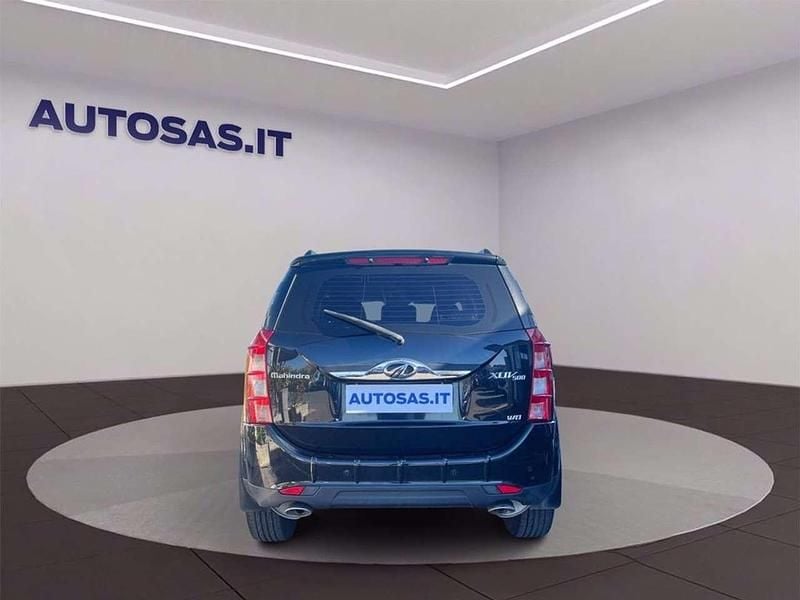 Usata Mahindra XUV500 140 CV (102 kW) 2019 Nero SUV