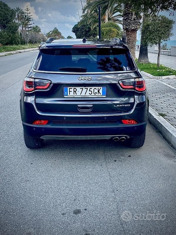 Usata Jeep Compass Limited 119 CV (87 kW) 2019 Grigio SUV