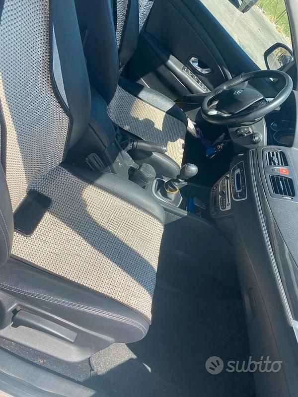 Usata Renault Mégane 2009 Grigio Berlina