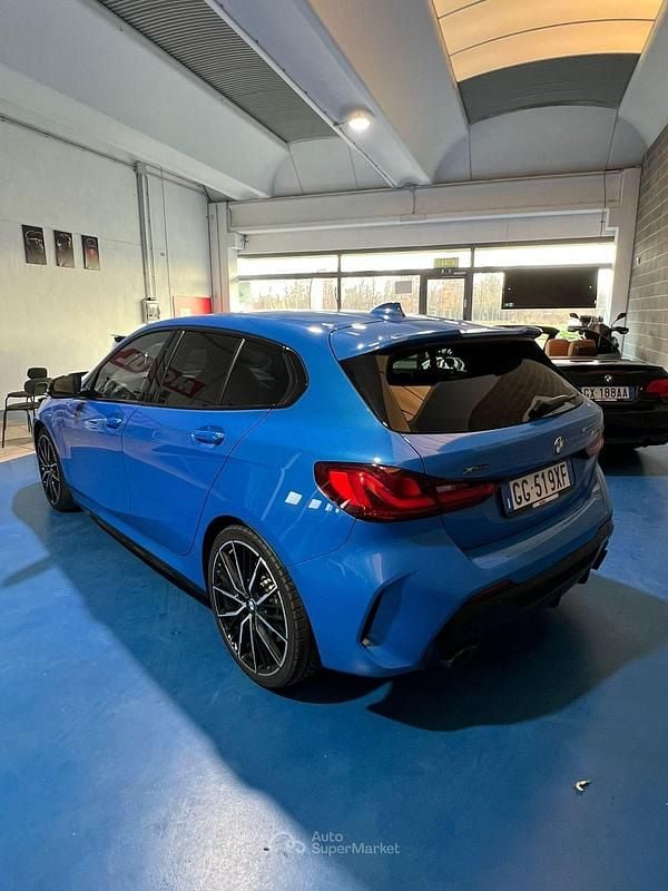 Usata BMW M135 306 CV (225 kW) 2022 Blu Utilitaria