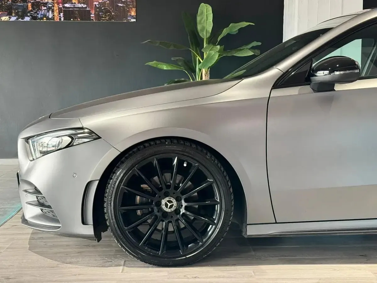 Usata Mercedes 200 Premium 149 CV (109 kW) 2022 Grigio Berlina