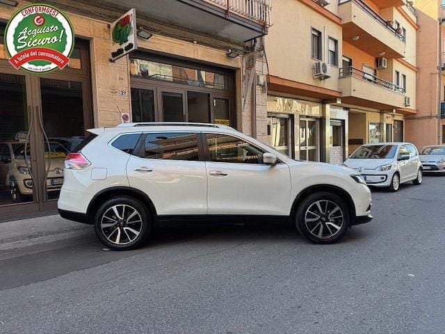 Usata Nissan X-Trail Tekna 131 CV (96 kW) 2015 Bianco SUV