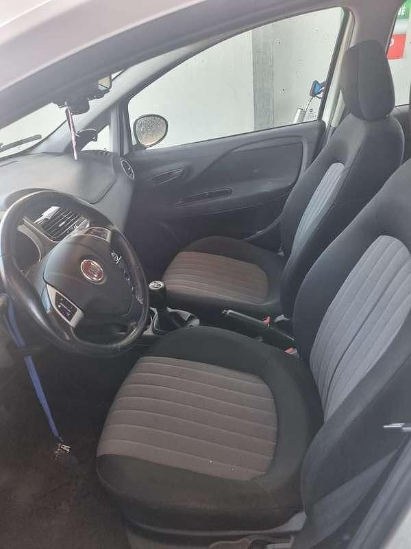 Usata Fiat Punto Street 95 CV (69 kW) 2018 Bianco Utilitaria