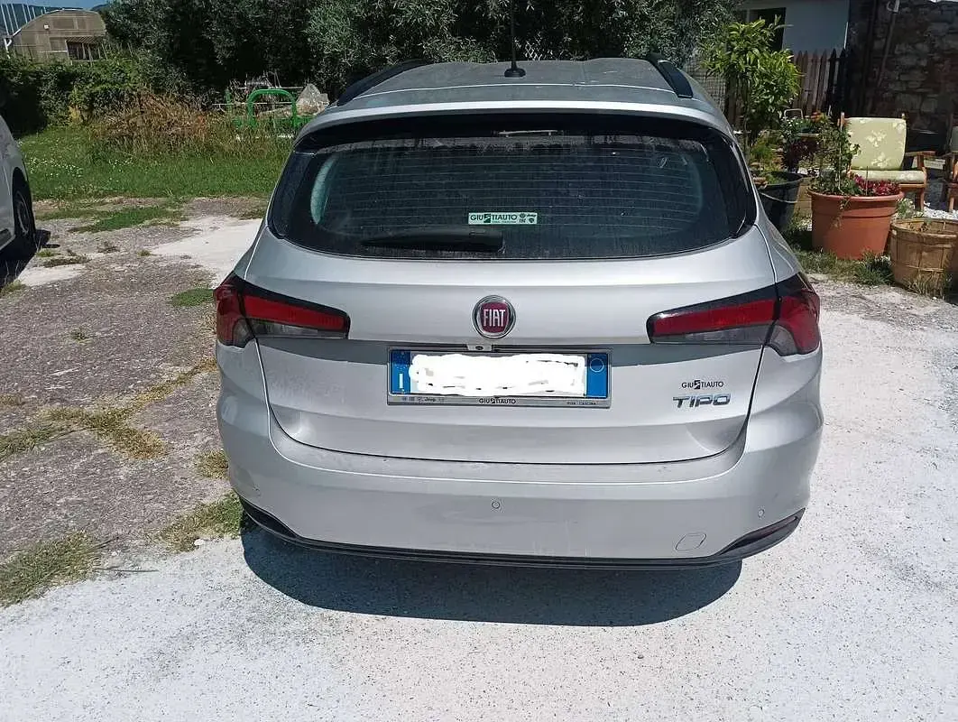 Usata Fiat Tipo Lounge 120 CV (88 kW) 2021 Argento Station wagon