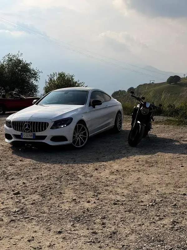 Usata Mercedes C180 Executive 156 CV (114 kW) 2016 Coupé