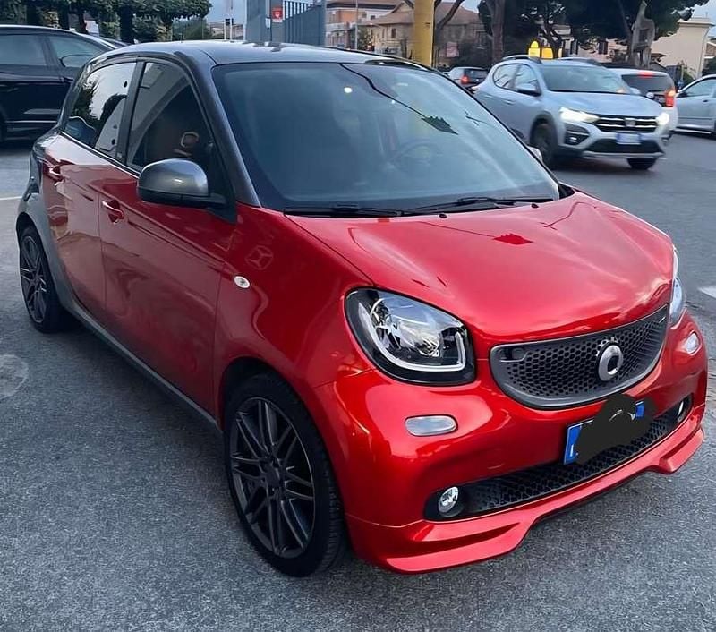 Usata Smart ForFour Brabus 90 CV (66 kW) 2018 Rosso Utilitaria