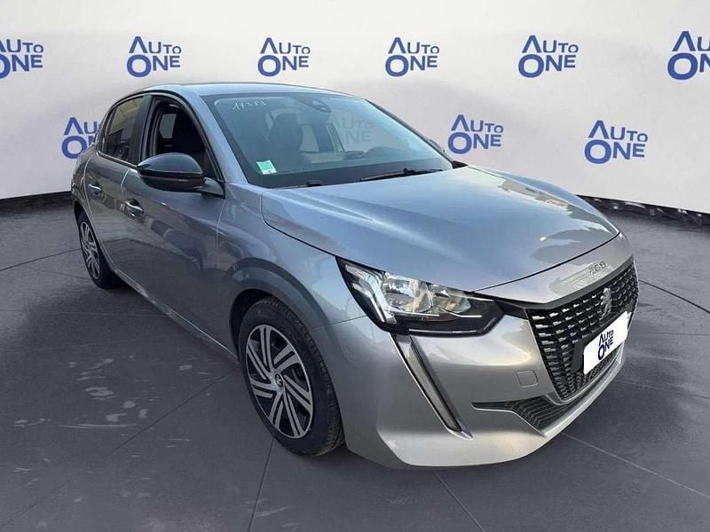 Grigio Usata 2023 Peugeot 208 Allure Due volumi | 11.500 € (Super prezzo) - Immagine 1/3