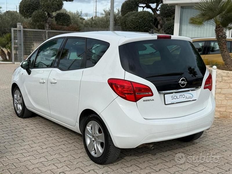 Usata Opel Meriva Cosmo 120 CV (88 kW) 2015 Bianco Monovolume