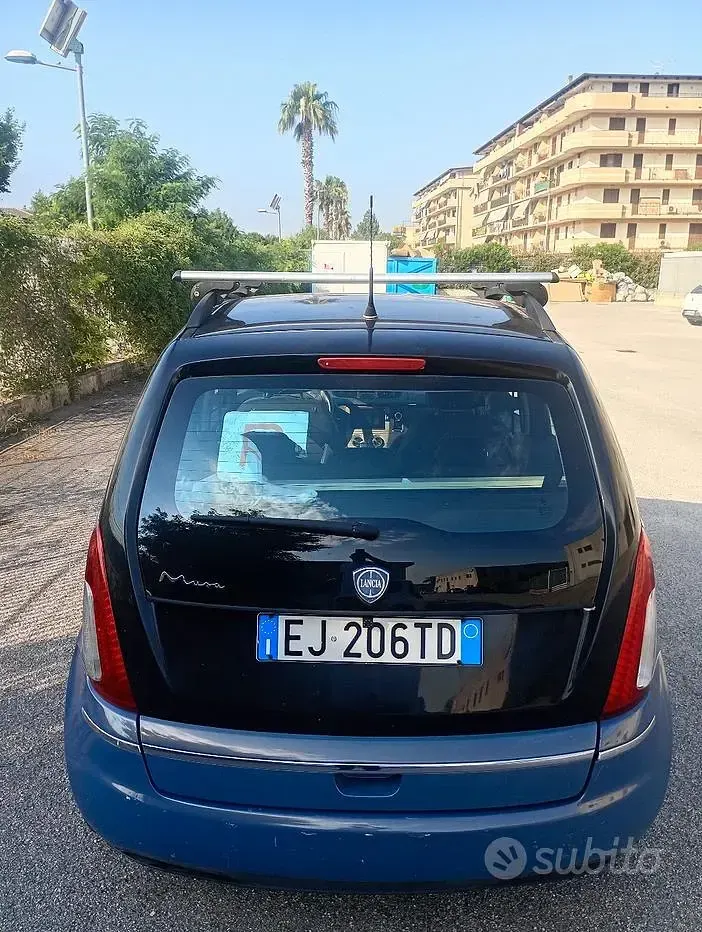 Usata Lancia Musa 77 CV (56 kW) 2011 Monovolume