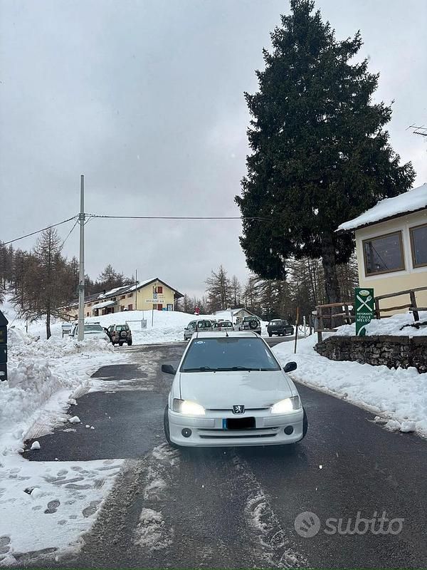 Usata Peugeot 106 2001 Bianco Utilitaria
