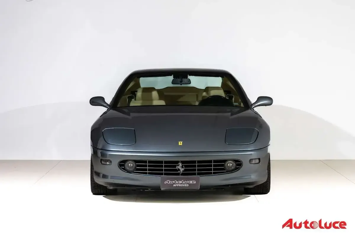 Usata Ferrari 456 442 CV (325 kW) 2000 Grigio titanio met. Coupé