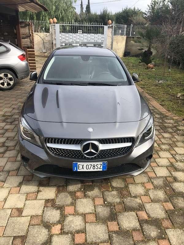 Usata Mercedes CLA200 136 CV (100 kW) 2014 Argento Coupé