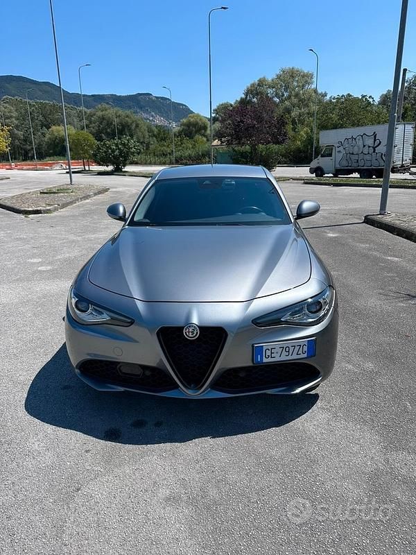 Usata Alfa Romeo Giulia Sprint 160 CV (117 kW) 2021 Berlina
