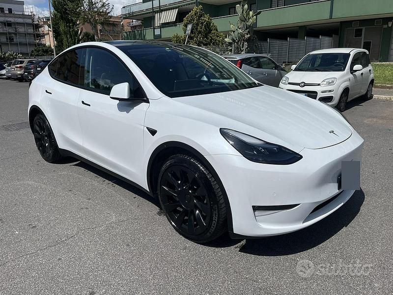 Usata Tesla Model Y 378 kW (514 CV) 2021 Bianco SUV