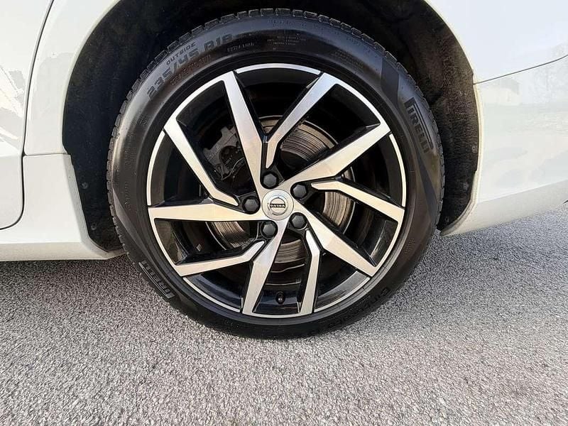 Usata Volvo V60 Business Edition 253 CV (186 kW) 2020 Station wagon