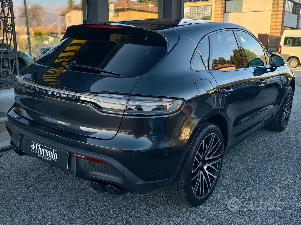 Usata Porsche Macan 381 CV (280 kW) 2022 Grigio SUV