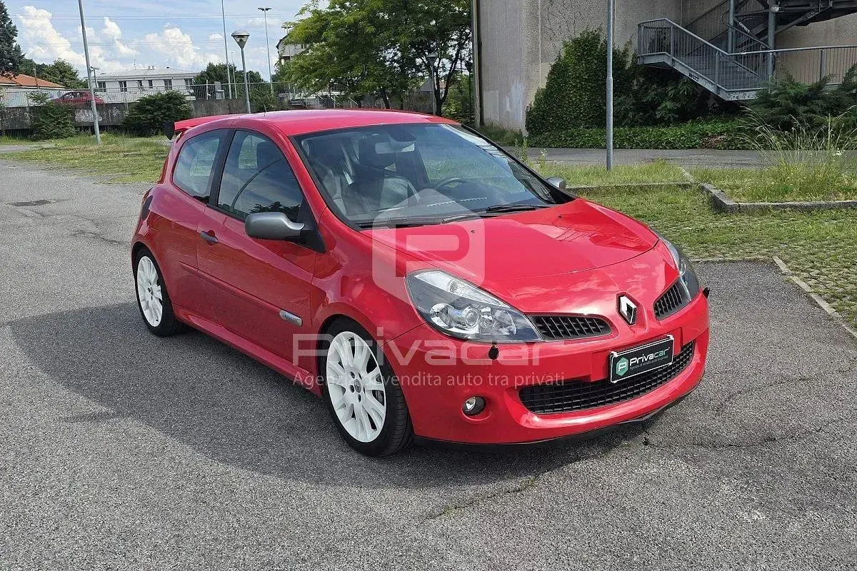 Gebraucht Renault Clio II Luxe 197 PS (144 kW) 2008 Rot Limousine