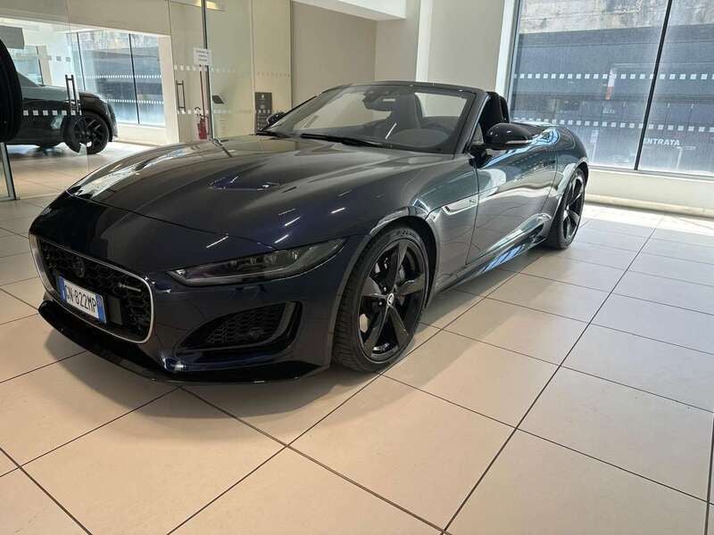 Portofino blue Usata 2023 Jaguar F-Type R-Dynamic Cabrio | 62.500 € (Buon prezzo) - Immagine 1/4