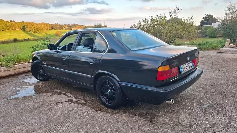 Usata BMW 520 Efficient Dynamics 129 CV (94 kW) 1989 Nero Berlina