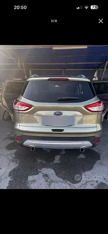 Usata Ford Kuga Titanium 140 CV (102 kW) 2014 SUV