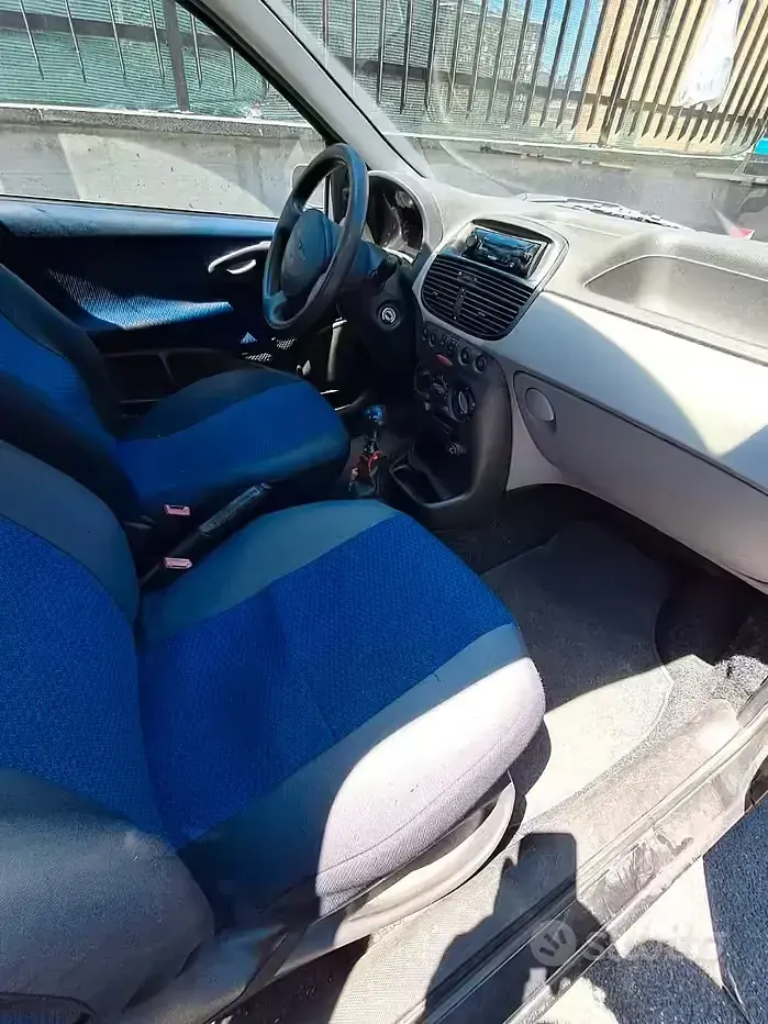 Brugt Fiat Punto 80 HK (58 kW) 2000 Grå Hatchback