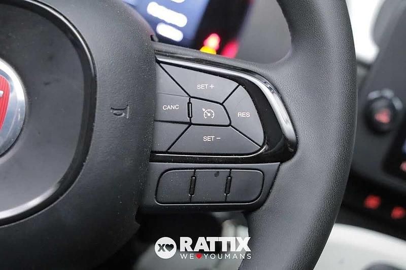 Usata Fiat Panda Cross Cross 70 CV (51 kW) 2025 Nero Utilitaria