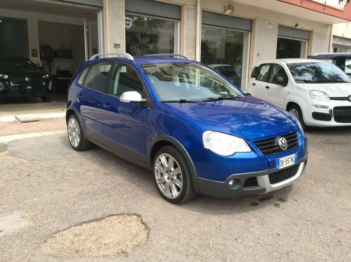 Usata VW Polo Cross 69 CV (50 kW) 2006 Grigio Utilitaria