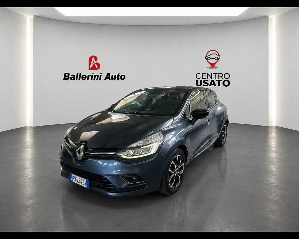 Usata Renault Clio Zen 90 CV (66 kW) 2019 Utilitaria