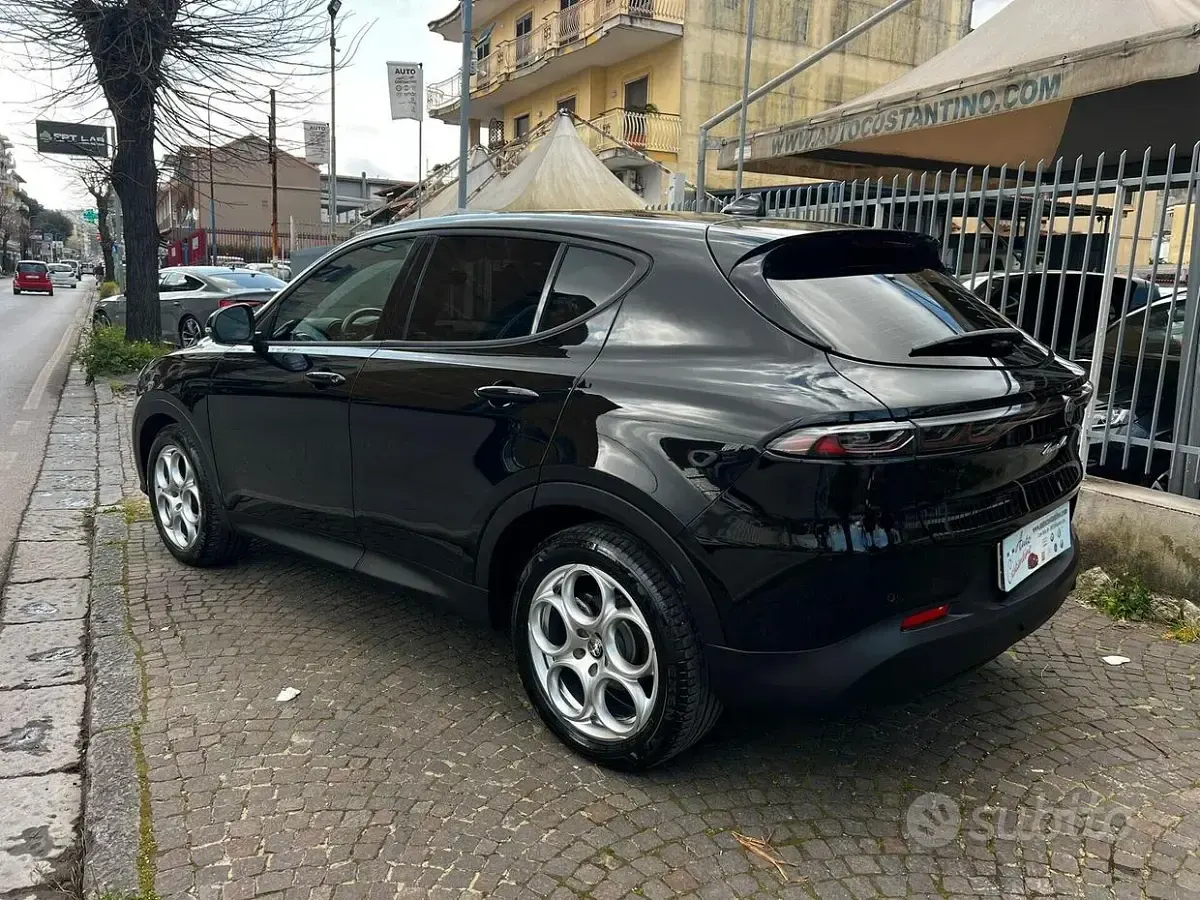 Usata Alfa Romeo Tonale Sprint 131 CV (96 kW) 2023 Nero SUV